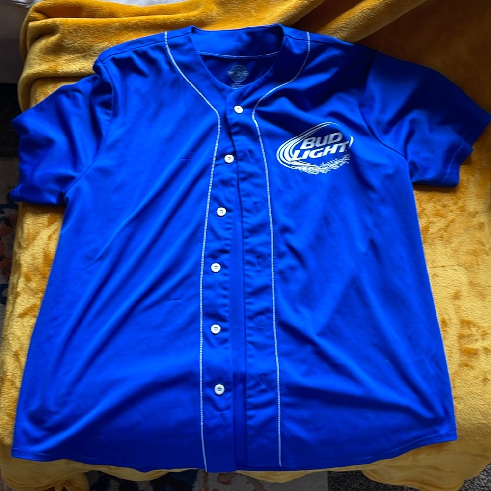 Bud light jersey size xl